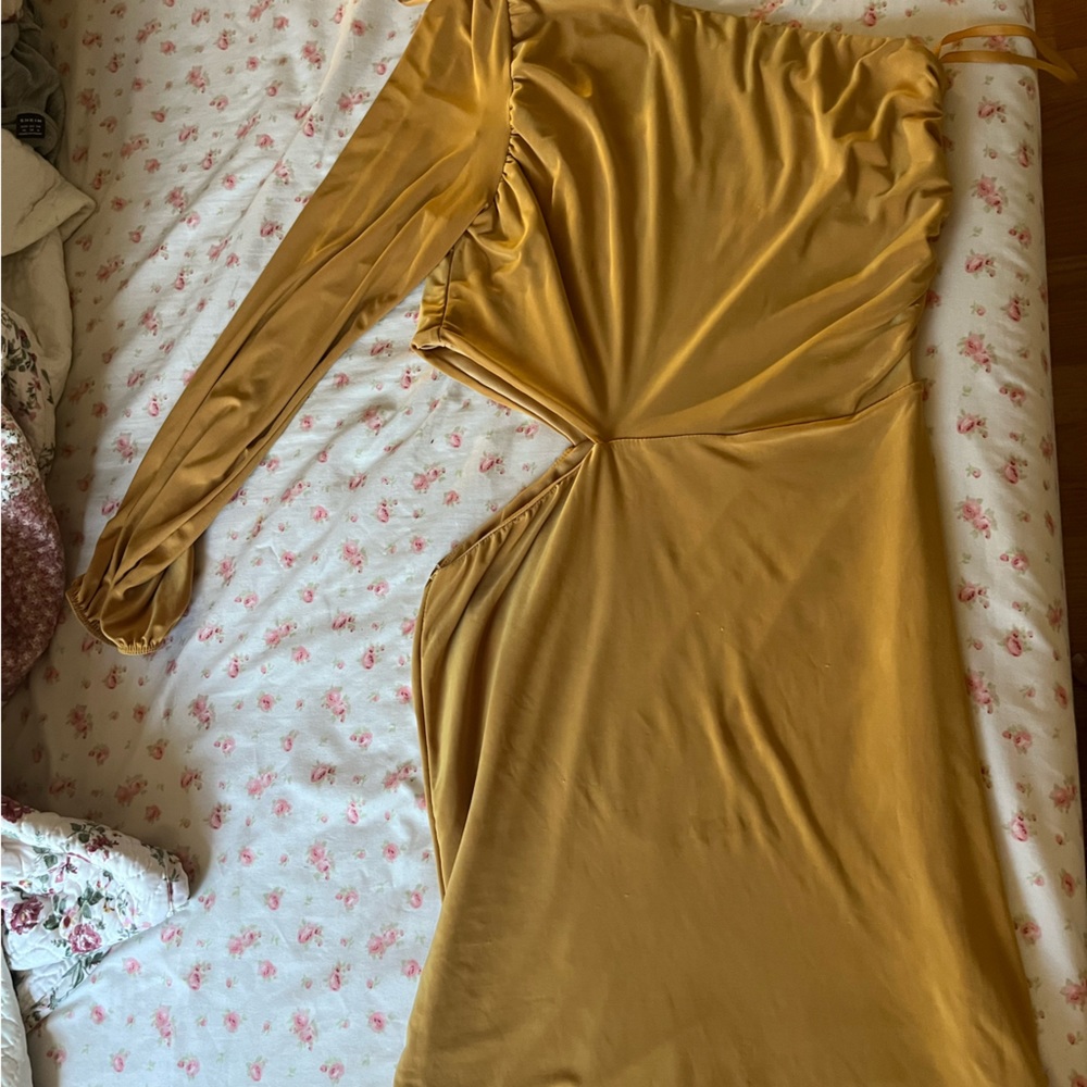 Cut out dress